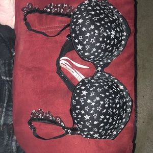 Victoria’s Secret bra - never been used-had tags